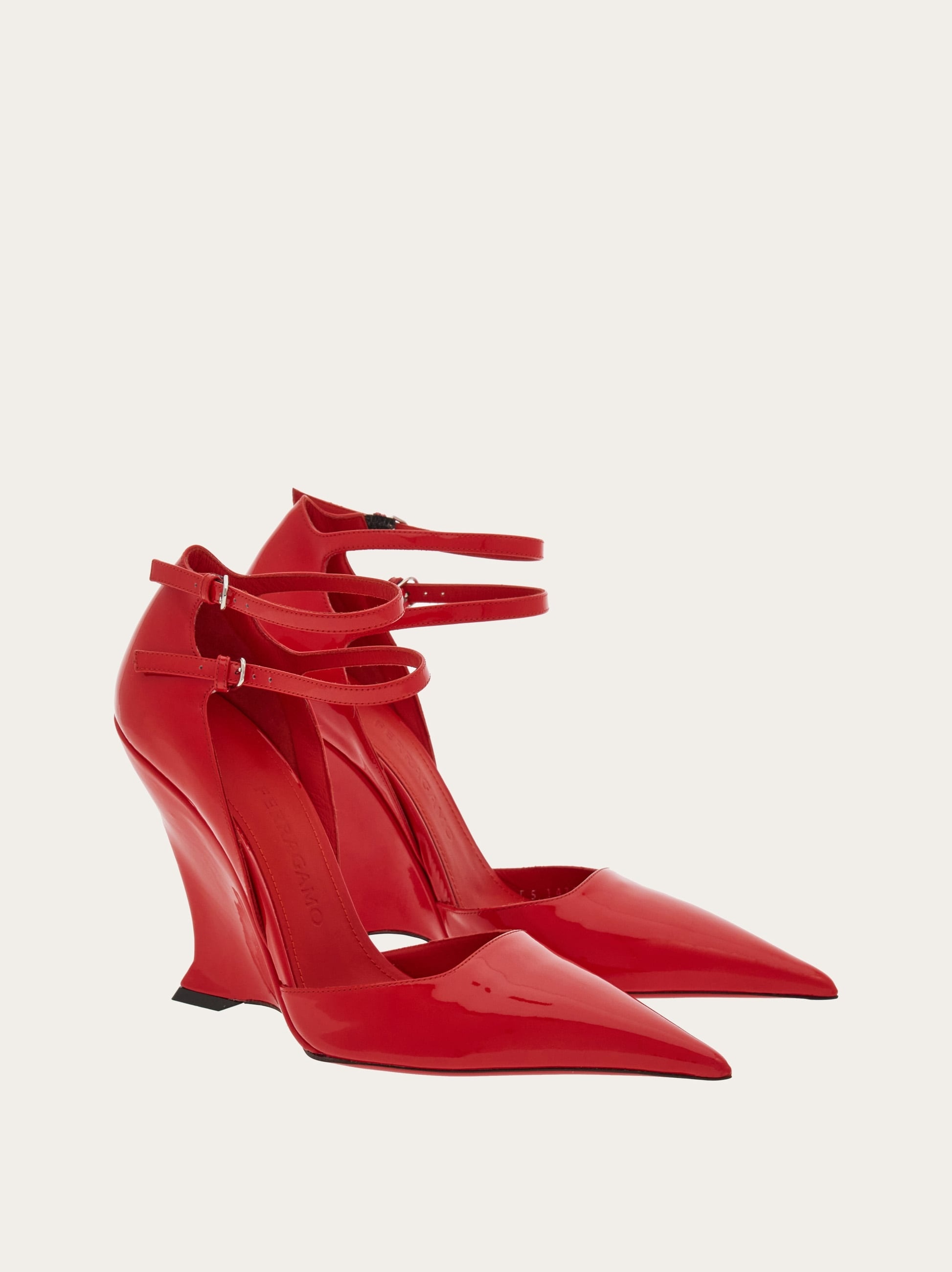 関税送料込【FERRAGAMO】25SS Heeled shoes FERRAGAMO Pump with wedge heel | REVERSIBLE