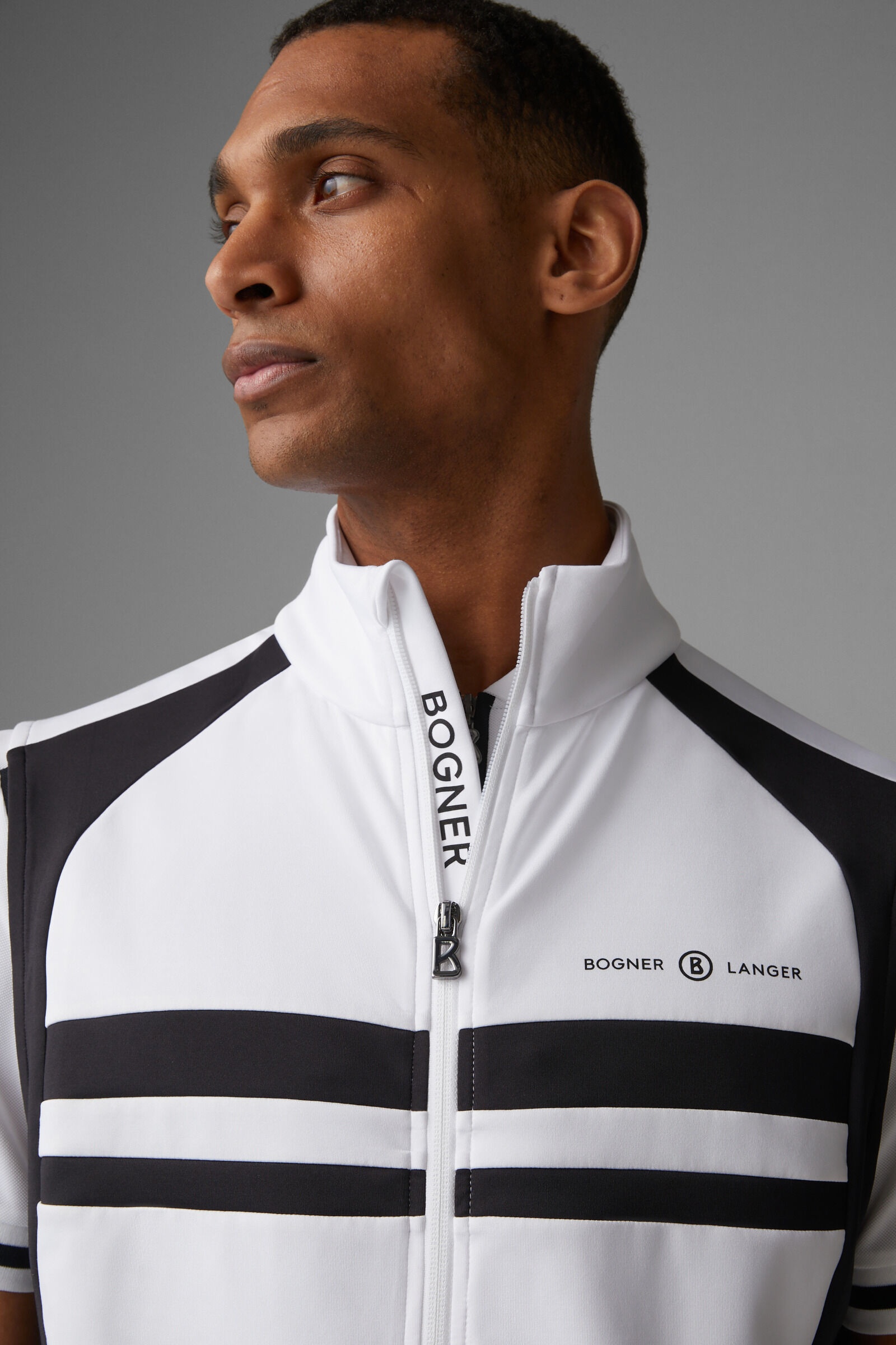 Boern Vest in White/Black - 5