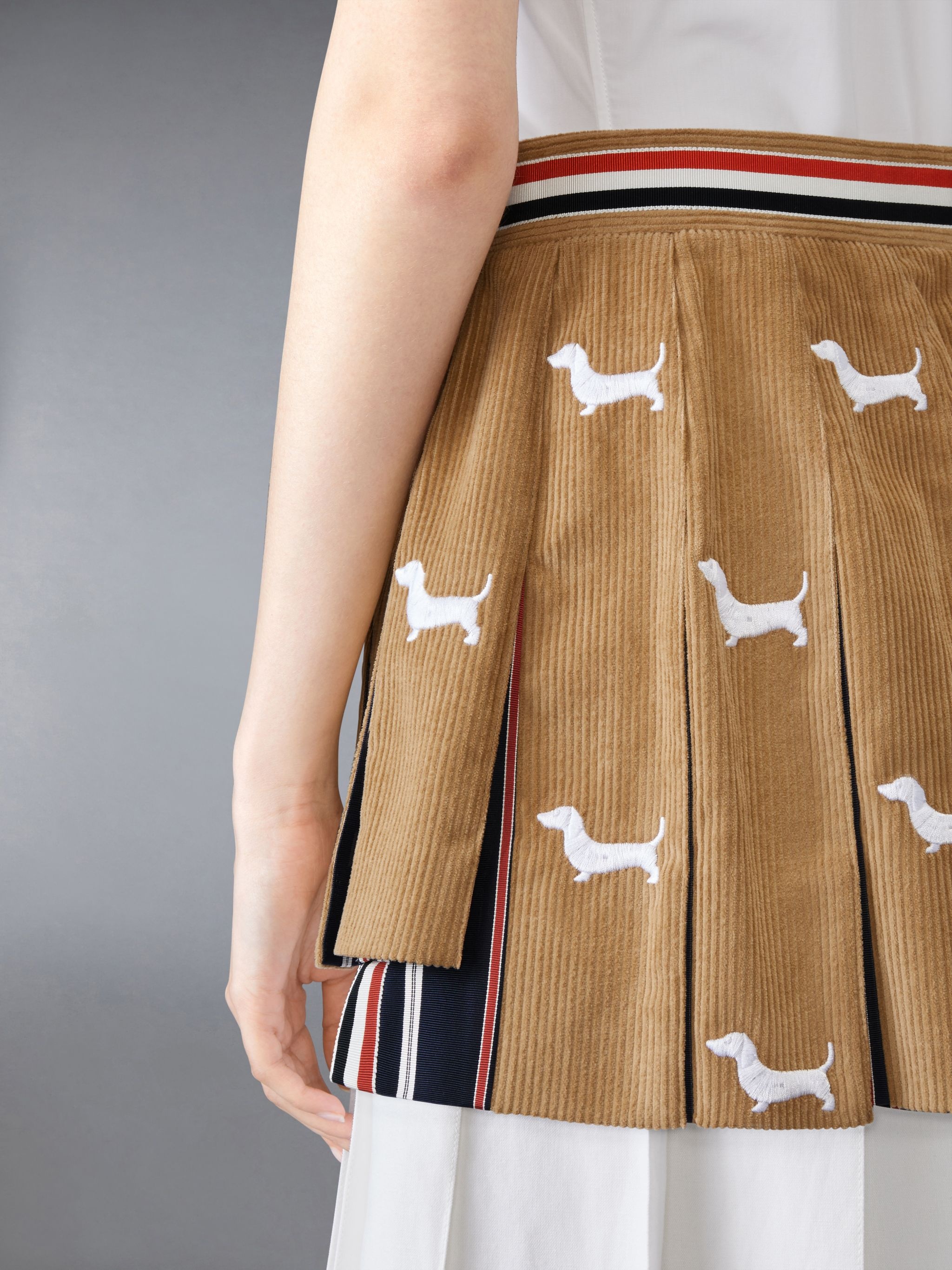 CORDUROY MINI PLEATED HECTOR SKIRT - 6