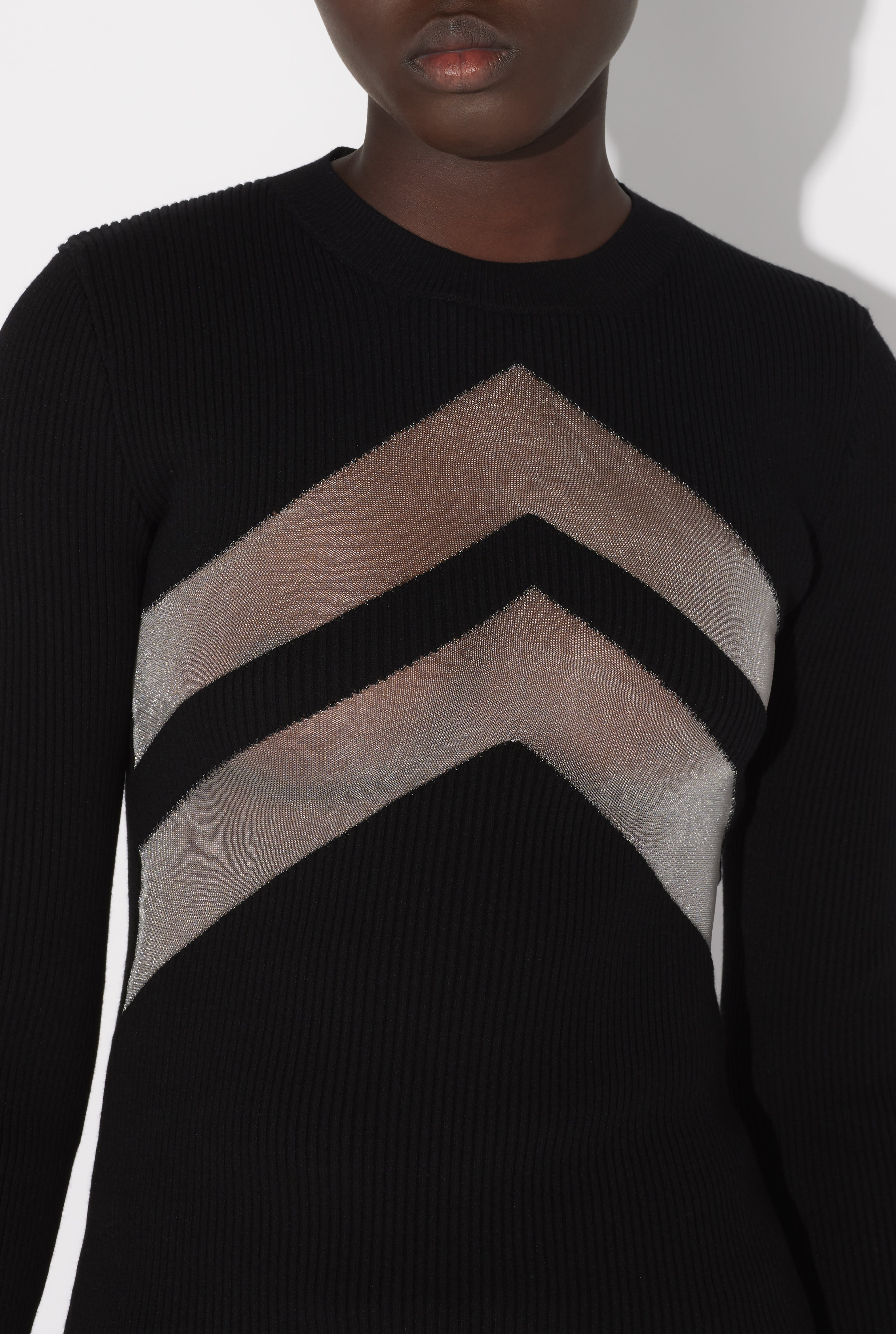 THE BLACK TOP WITH CHEVRONS - 5