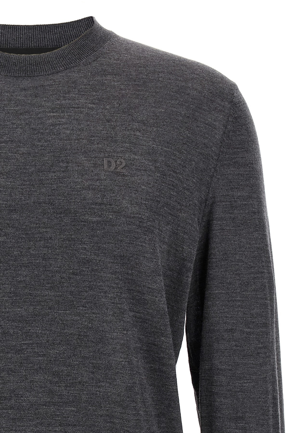 'D2' sweater - 3