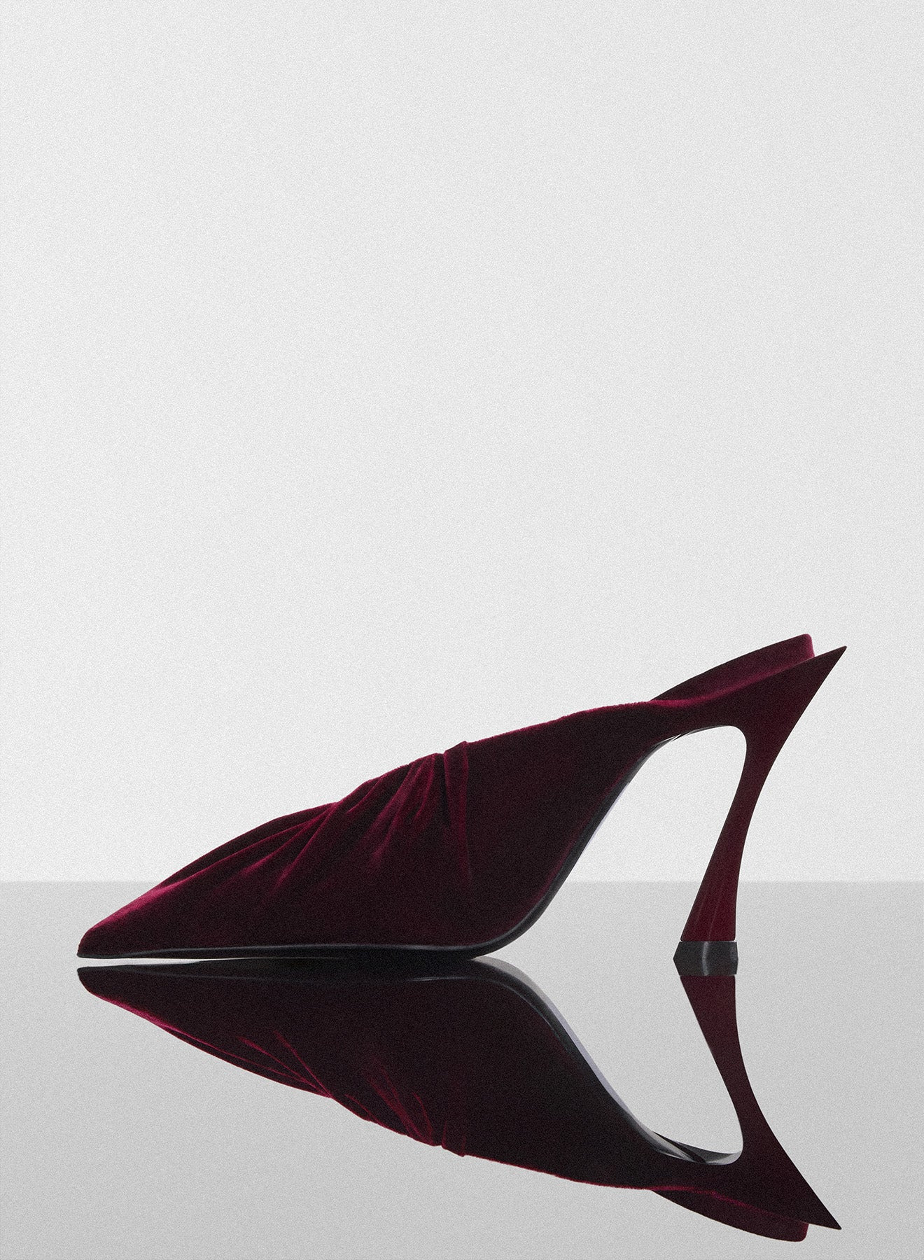 burgundy draped Fang 95 mules - 2