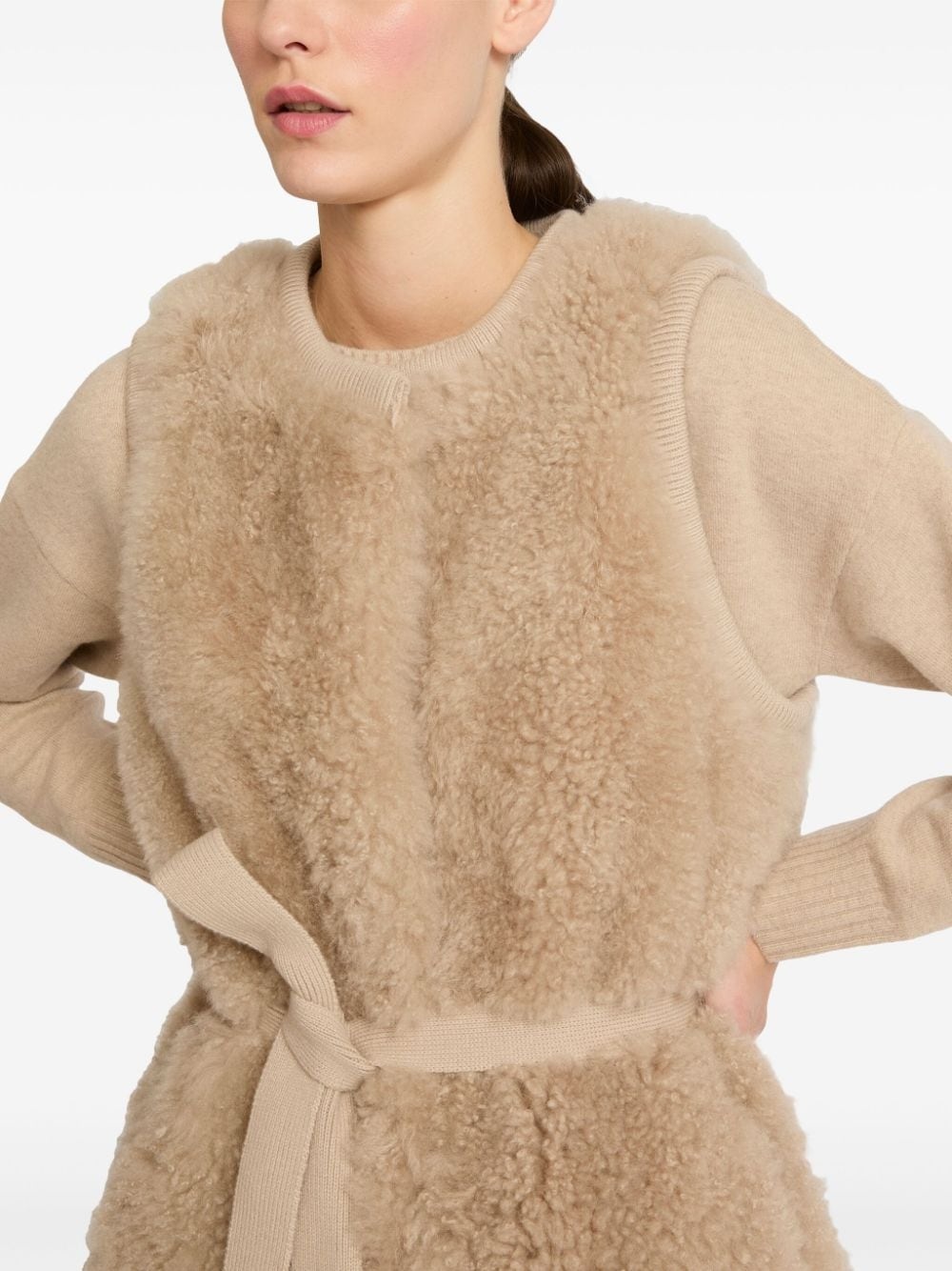 belted shearling gilet - 5