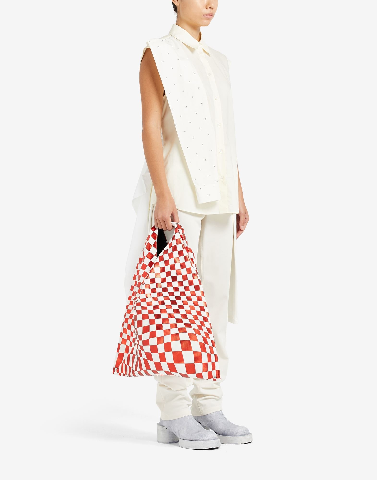 Button-up shirt with hanging sleeves - 3