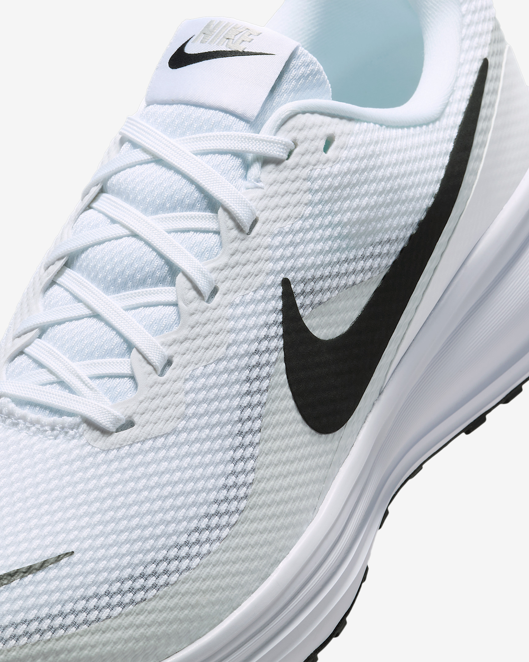 Nike Revolution 8 Men's Road Running Shoes - 7