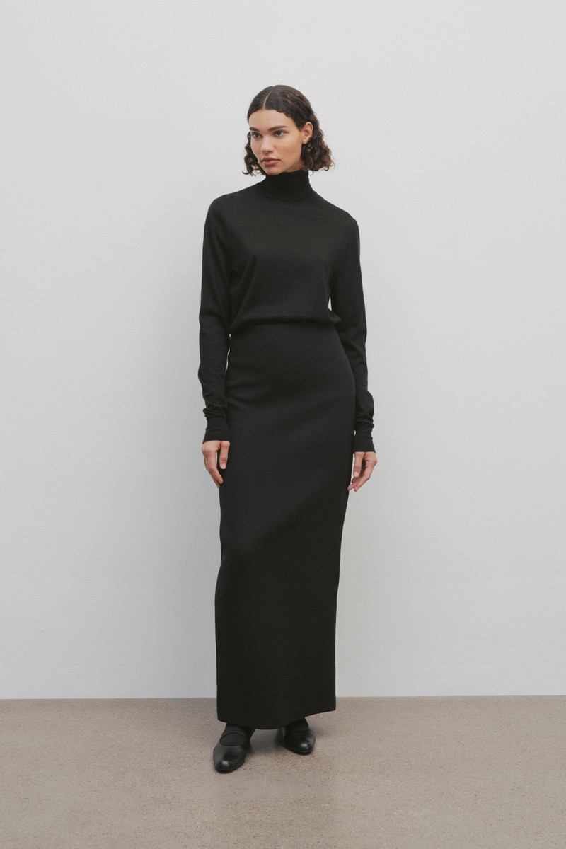 Bartelle Skirt in Virgin Wool and Silk 4