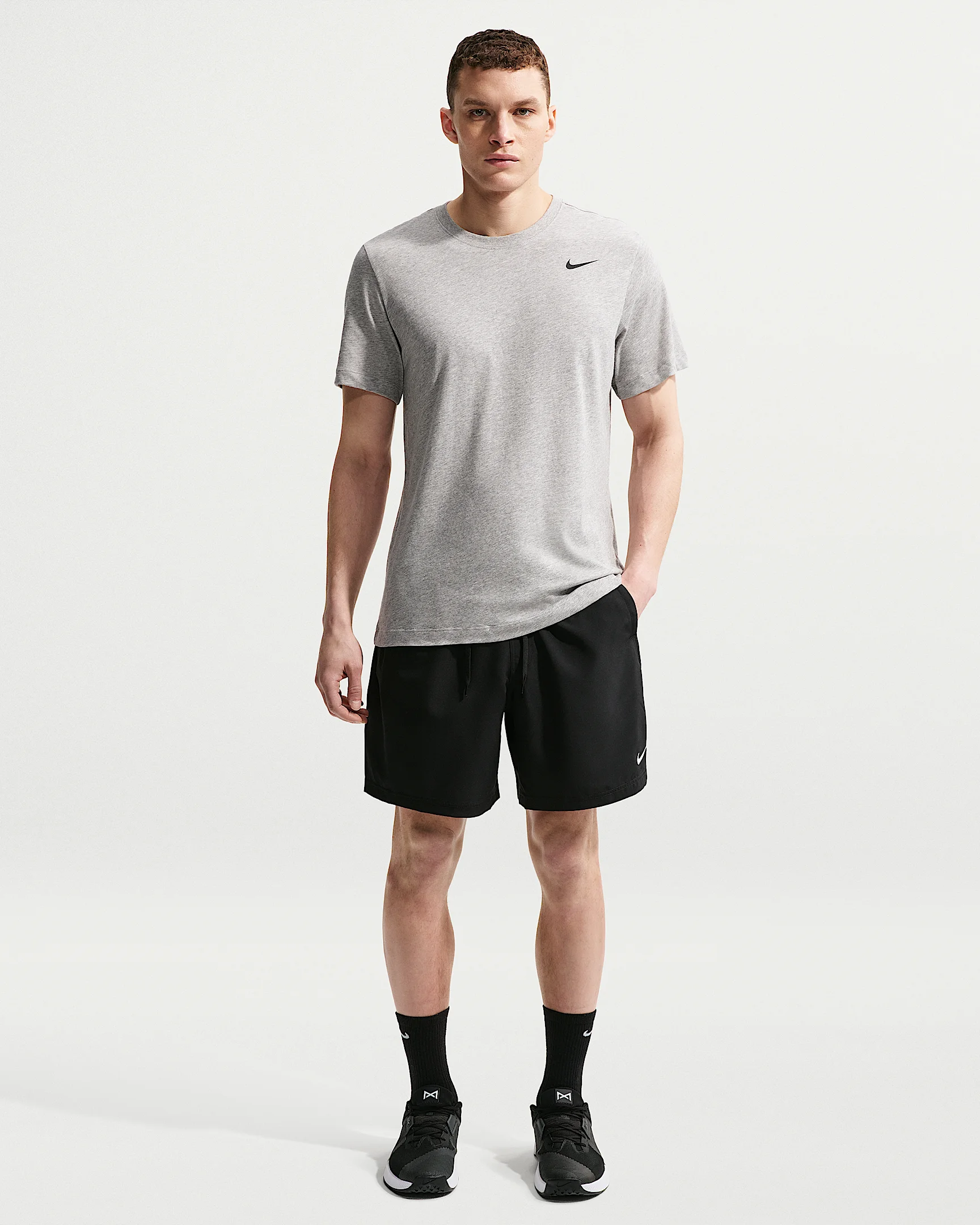 Nike Form Men's Dri-FIT 7" Unlined Versatile Shorts - 1