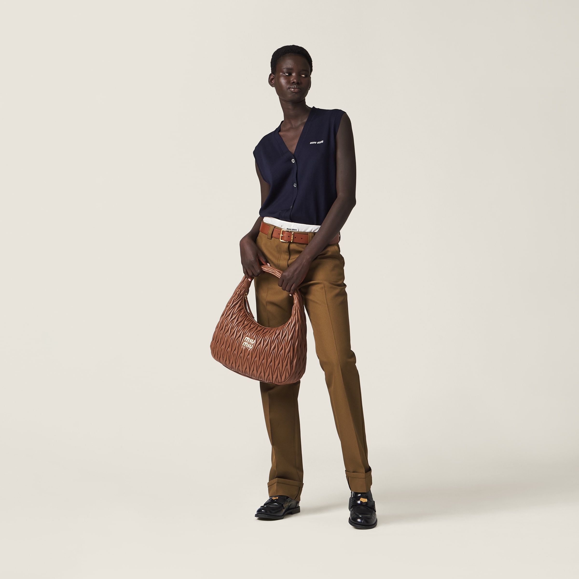 Wander matelassé nappa leather hobo bag - 5