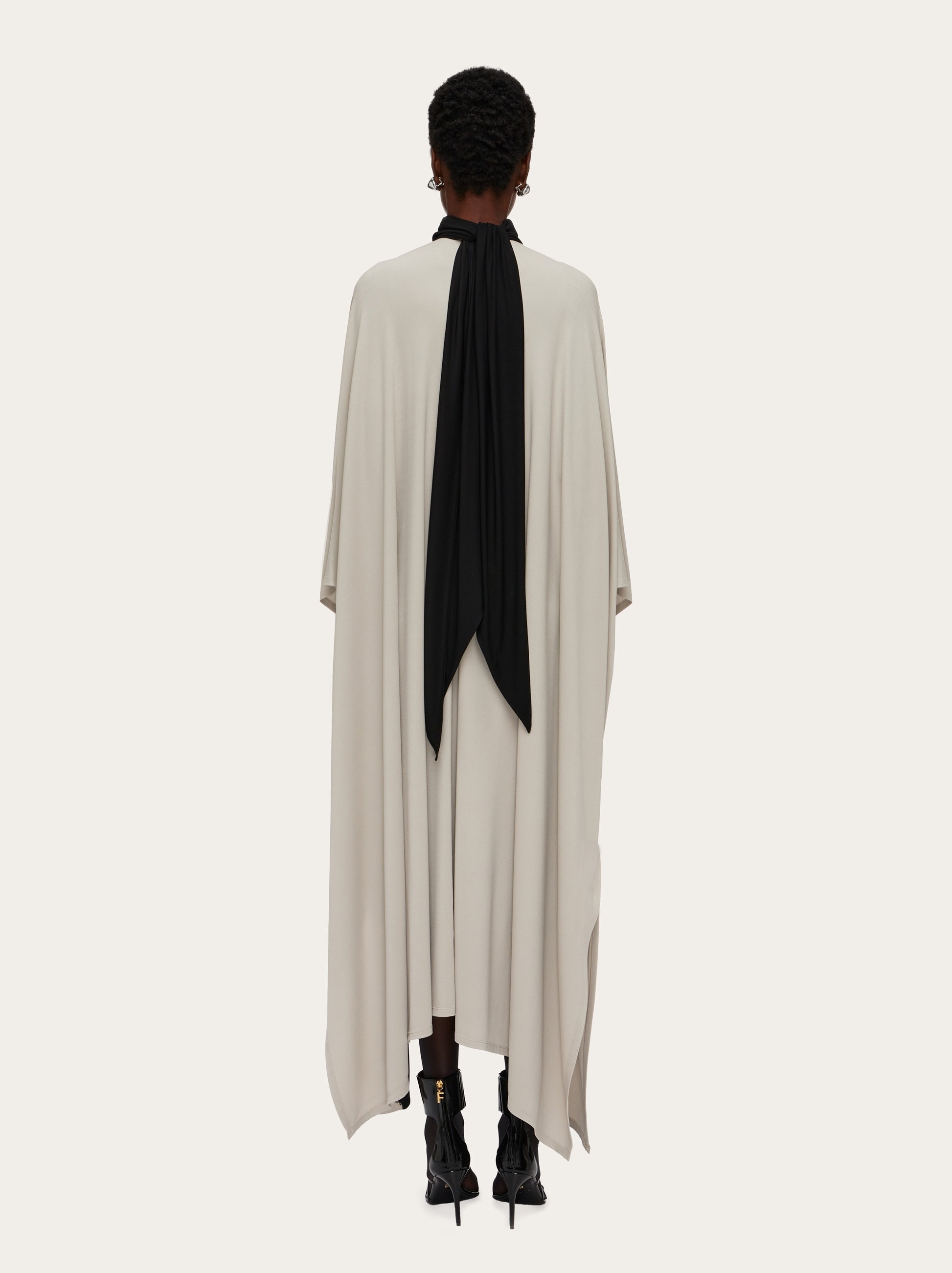 High neck kaftan with sash inlay - 4