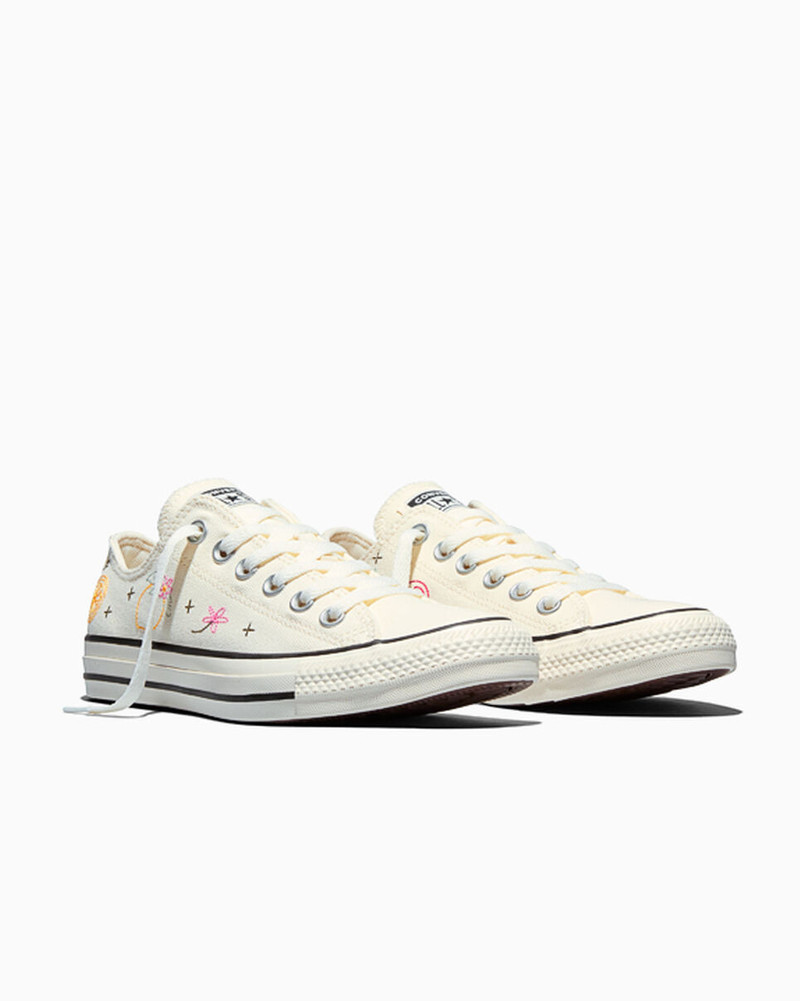 Chuck Taylor All Star Embroidered Market Essentials 4