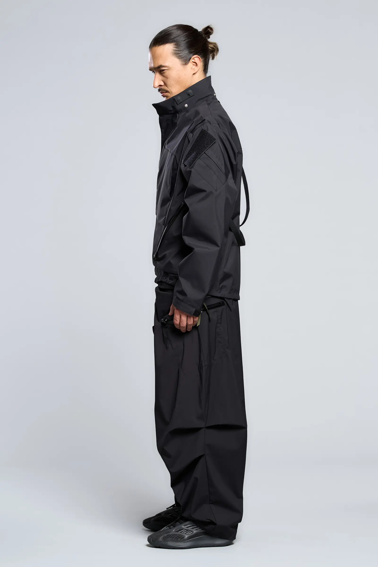 P59-E Encapsulated Nylon Cargo Pant Black - 12