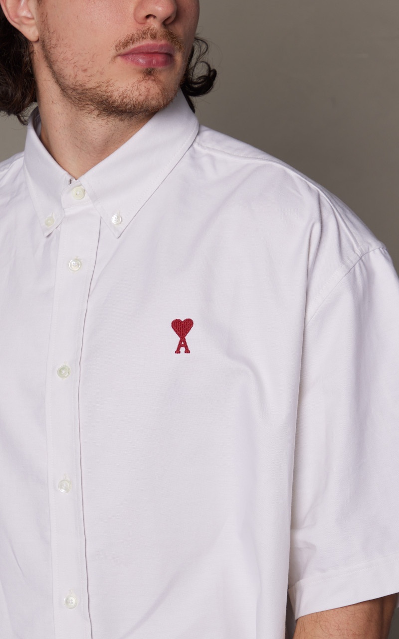 AMI Paris BOXY FIT SHORT SLEEVE SHIRT CHALK | cultizm