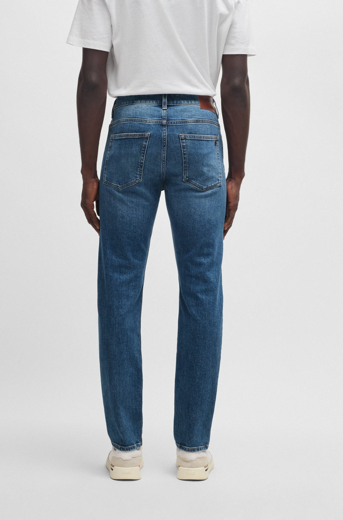 DELAWARE SLIM-FIT JEANS IN BLUE COMFORT-STRETCH DENIM - 4