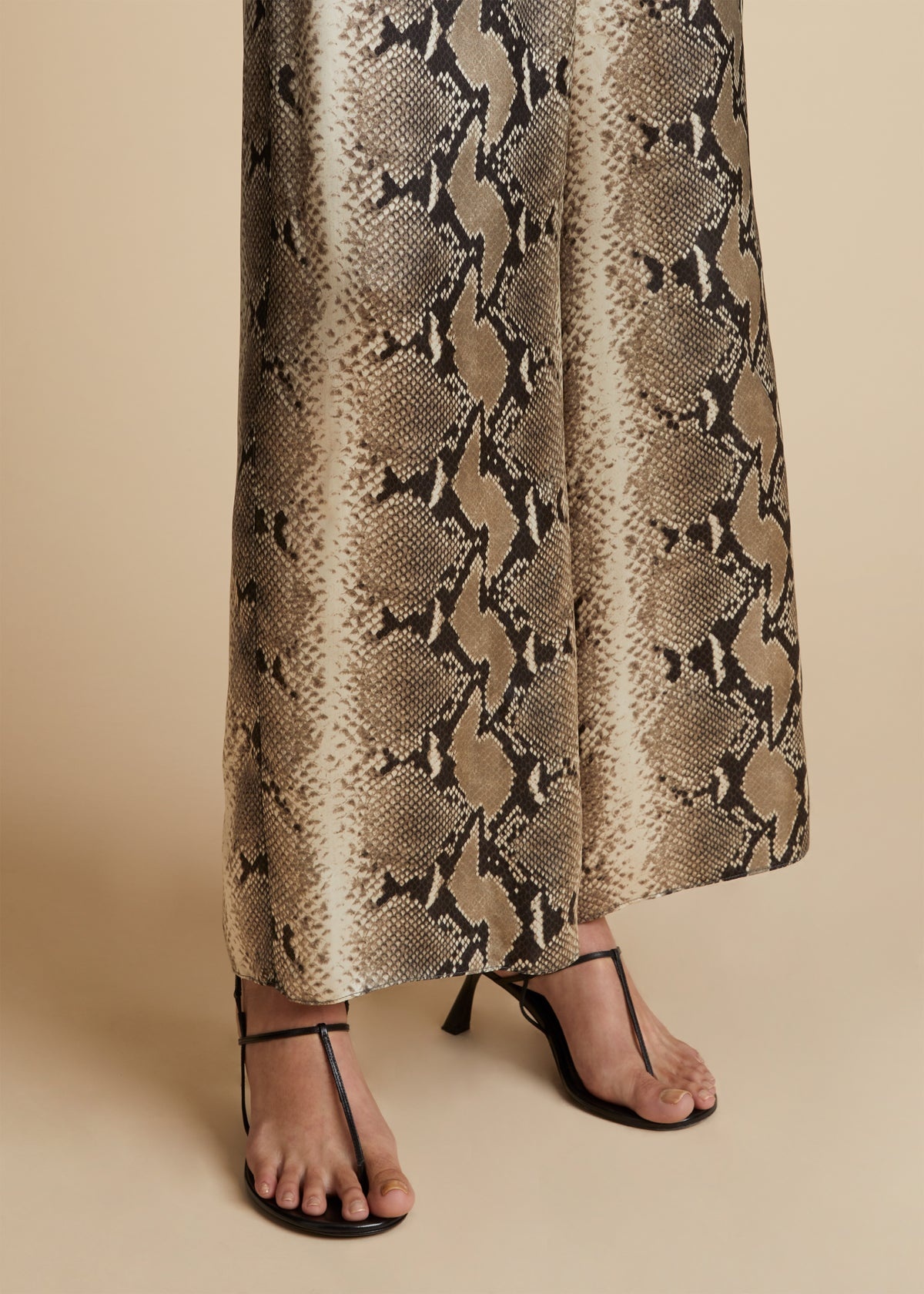 The Mindy Pant in Python Print - 5