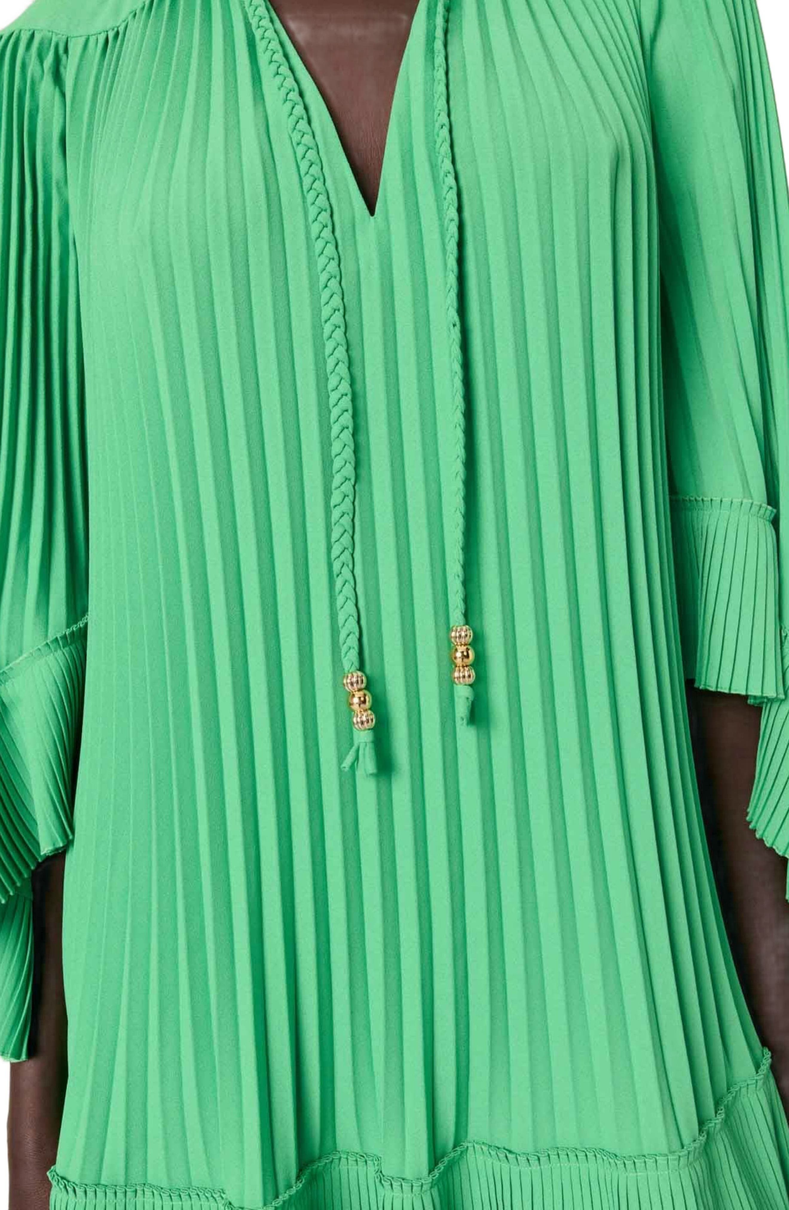 maje Short pleated dress in Green at Nordstrom - 6