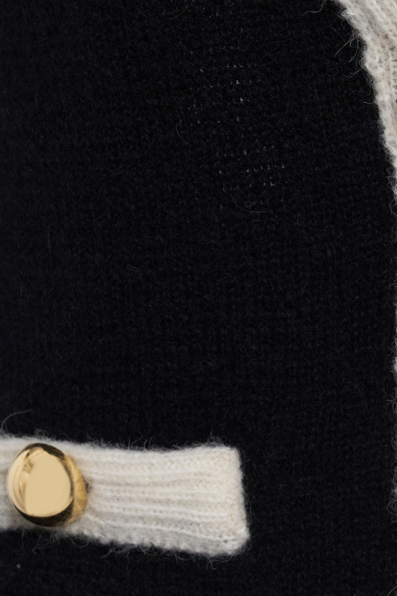 ALPACA KNITTED VEST 3