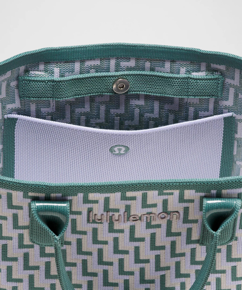 Classic Knit Small Tote Bag 8L 6