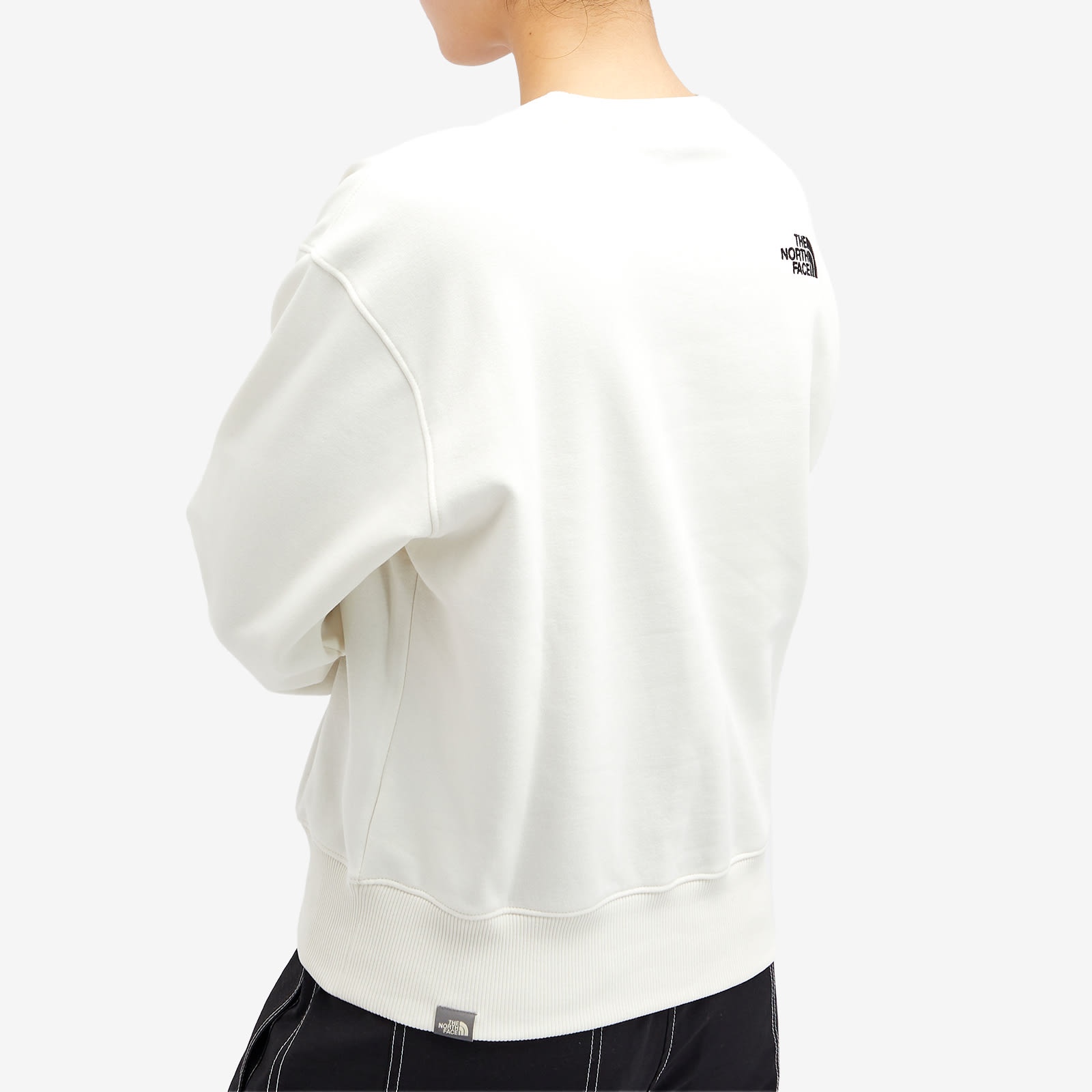 The North Face Essential Crew Sweat - 3