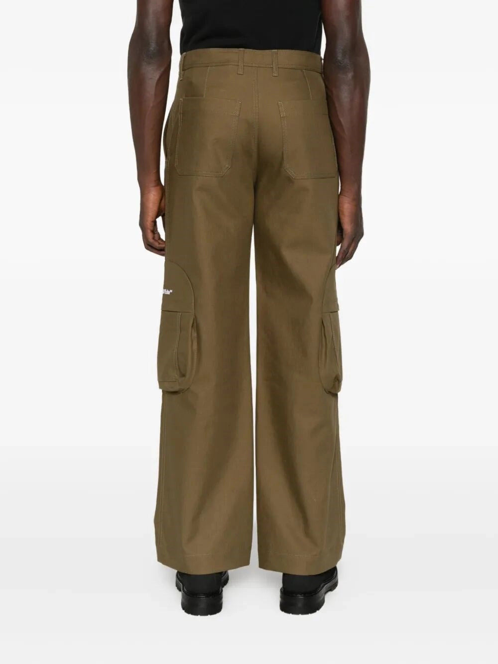 Off White Men `Bookish` Cotton Round Pocket Cargo Pants - 4