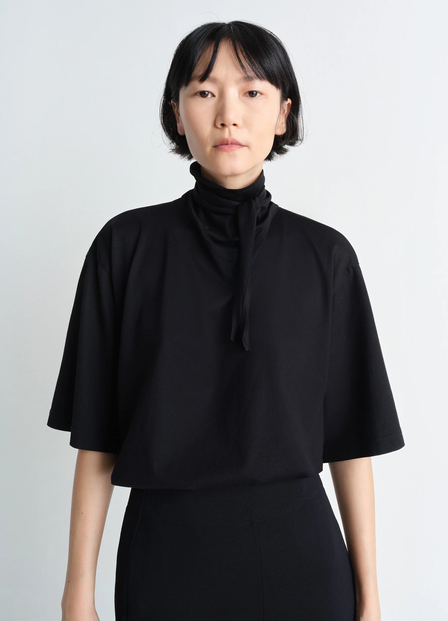 【Lemaire】 Foulard tie-neckコットンジャージTシャツ Lemaire FOULARD T-SHIRT | REVERSIBLE
