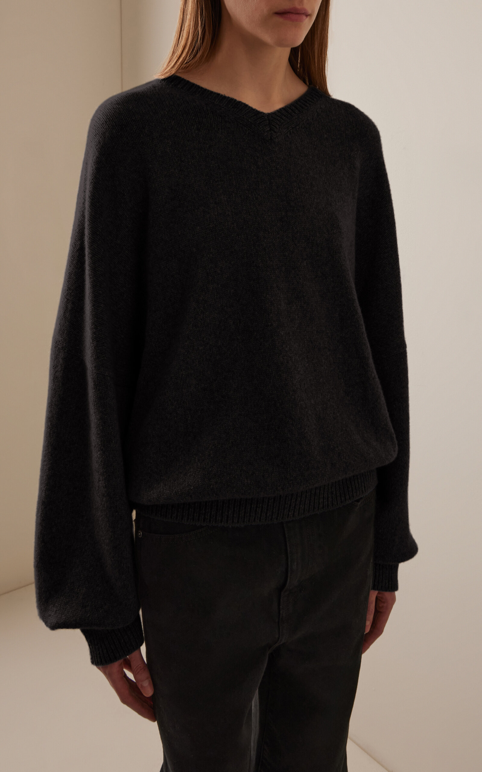 Wolfe Oversized Knit Cashmere Sweater black - 2