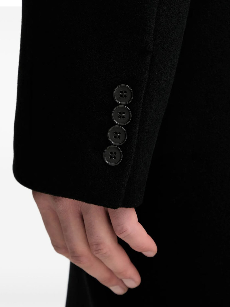 William buttoned coat 5