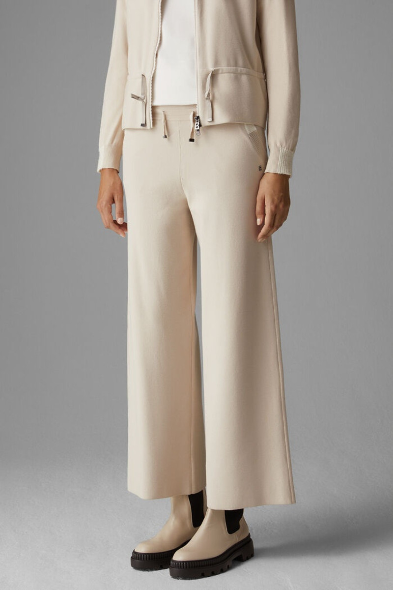 Susy 7/8 knitted pants in Light beige 2