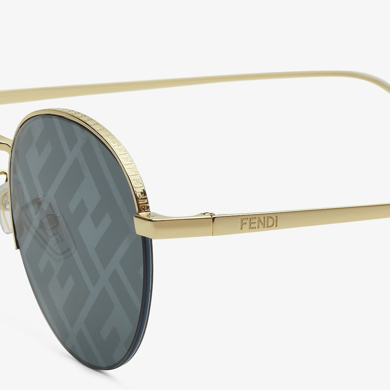 Fendi Travel 3