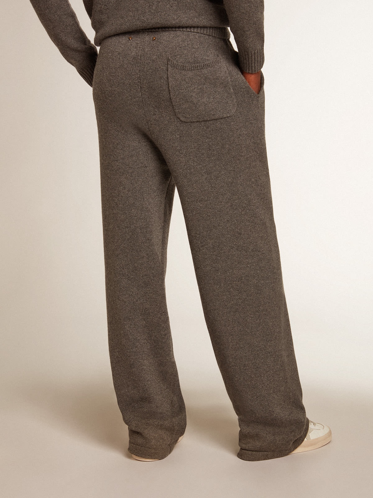 Men’s gray melange cashmere blend joggers - 4