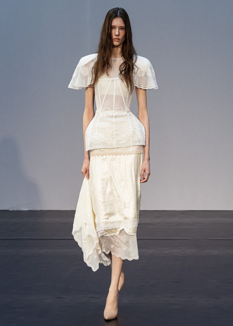 Embroidered slip skirt in white 4