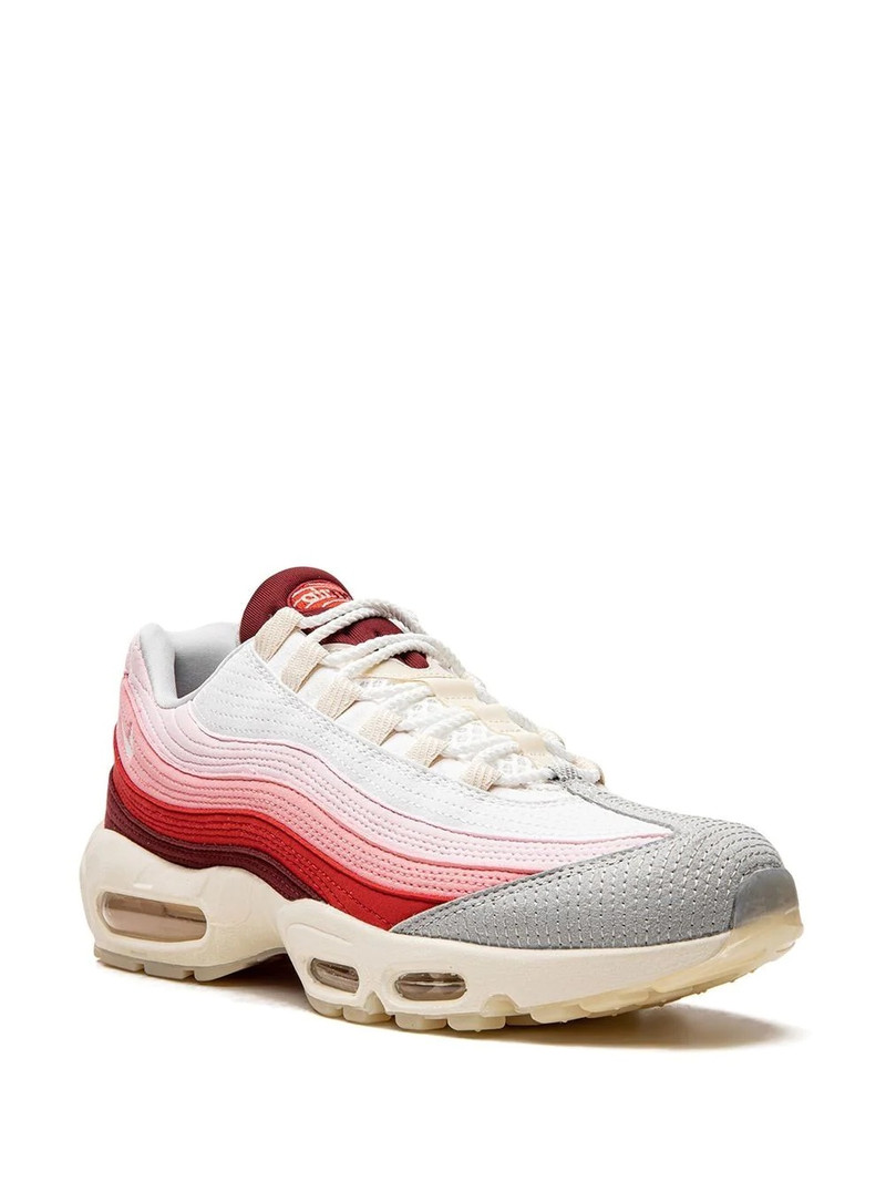 Nike Air Max 95 QS outlook
