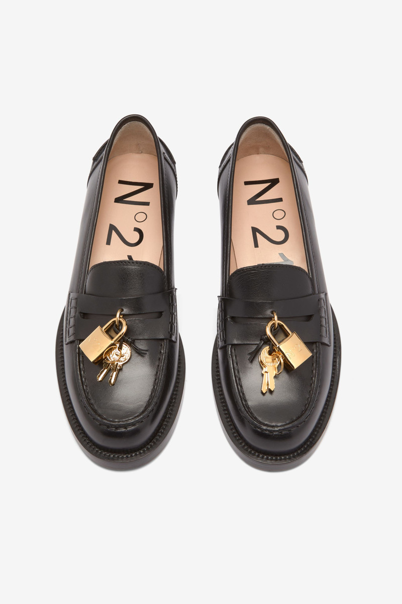 LOCK-EMBELLISHED LOAFERS 2