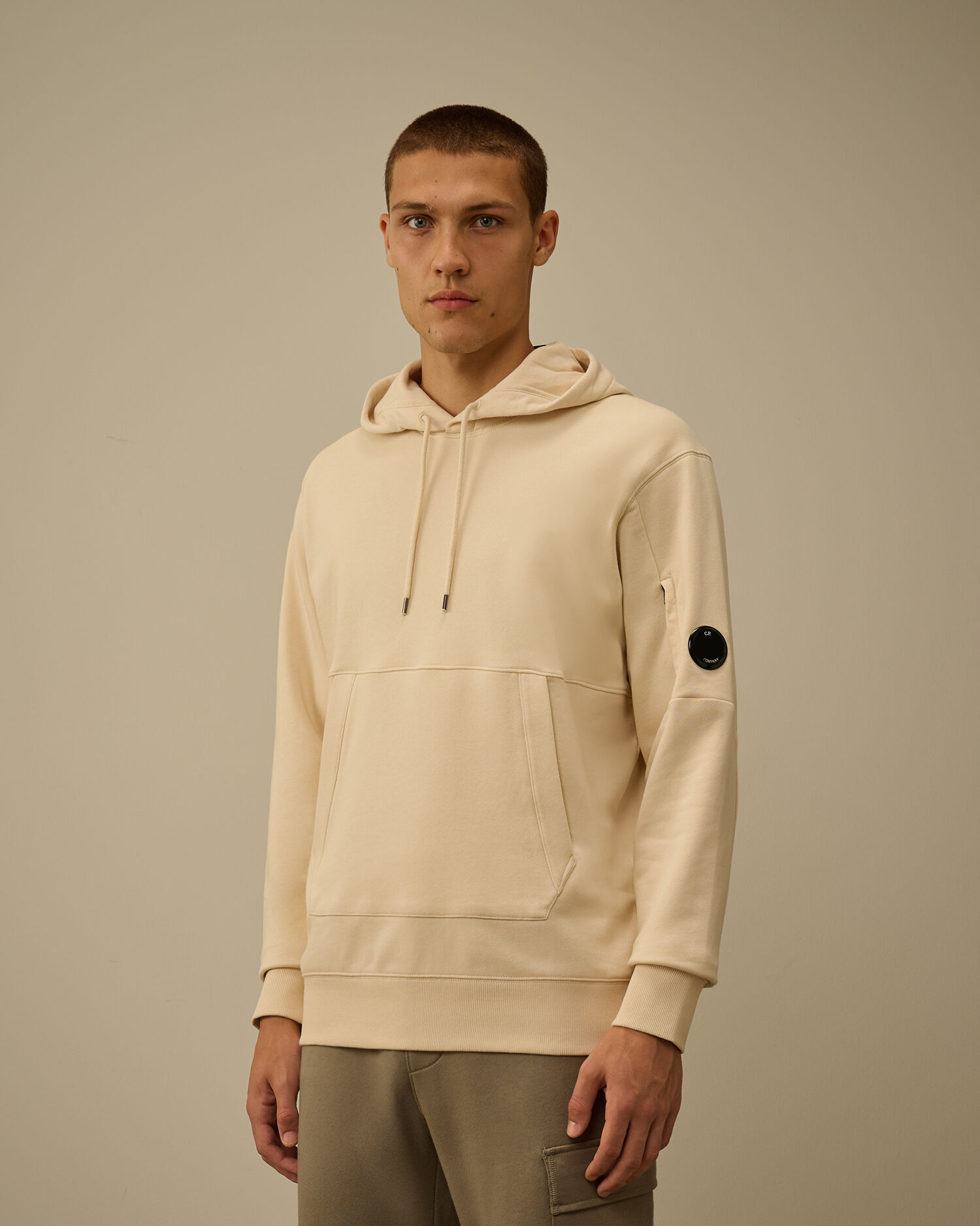 Diagonal Raised Fleece Hooded Lens Sweatshirt - 3