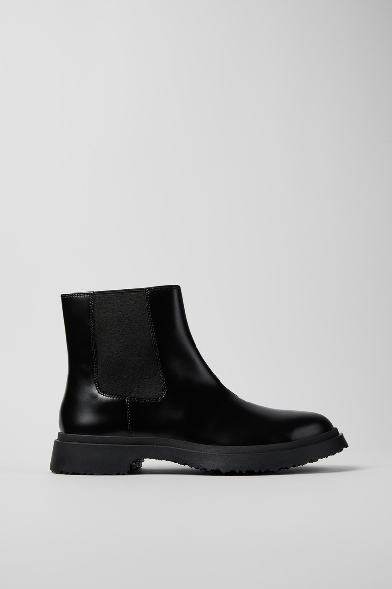 Walden Black leather ankle boots for men 1