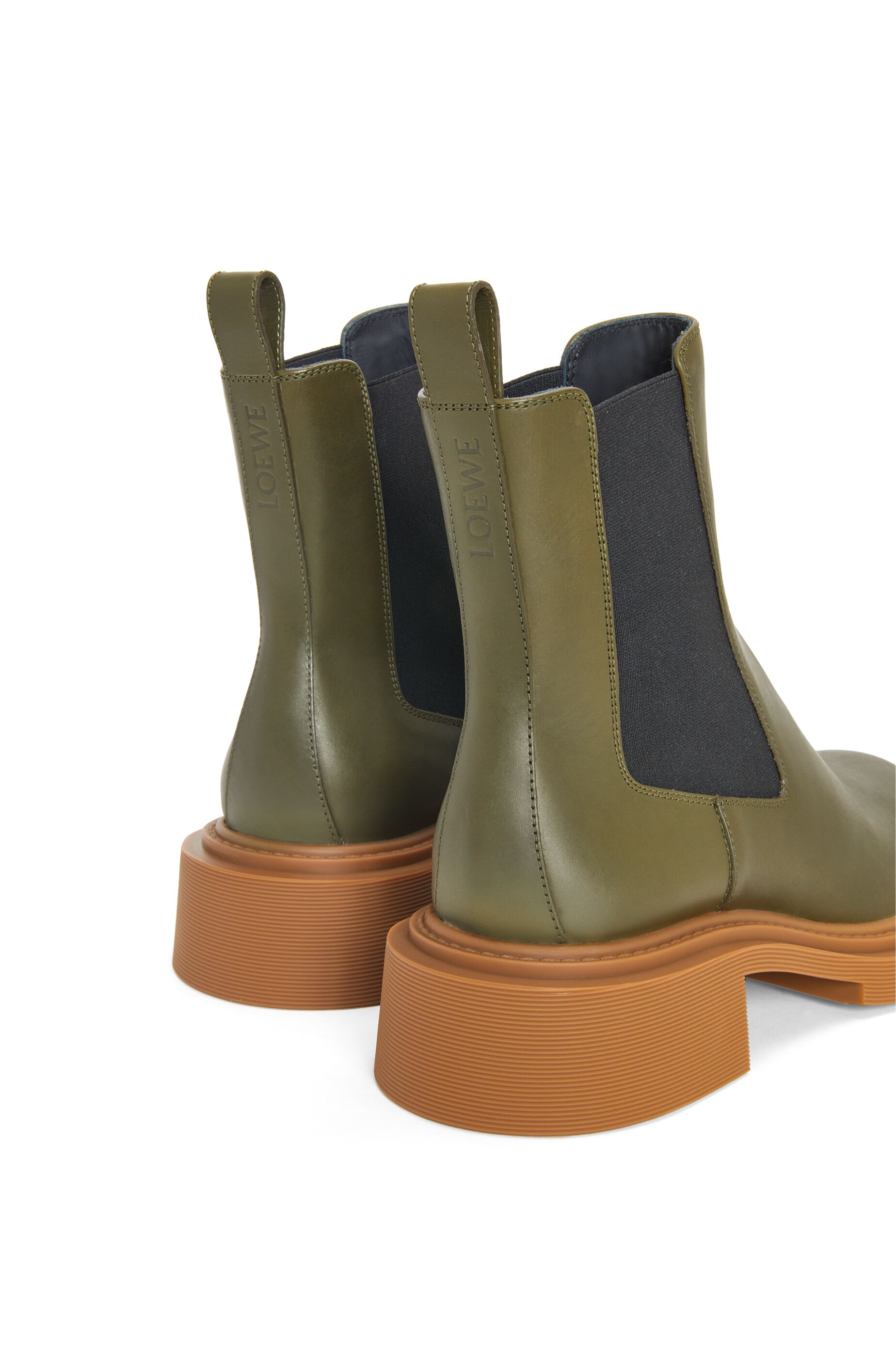 Chelsea boot in calfskin - 4