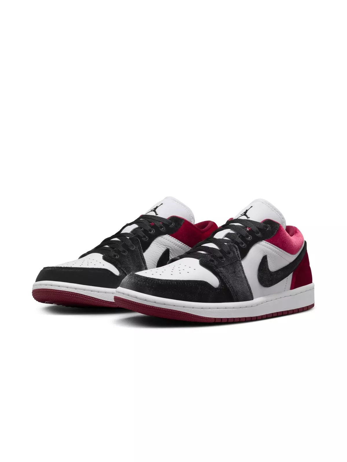 1 Low SE "Black/White/Team Red" Women's Shoe - 5