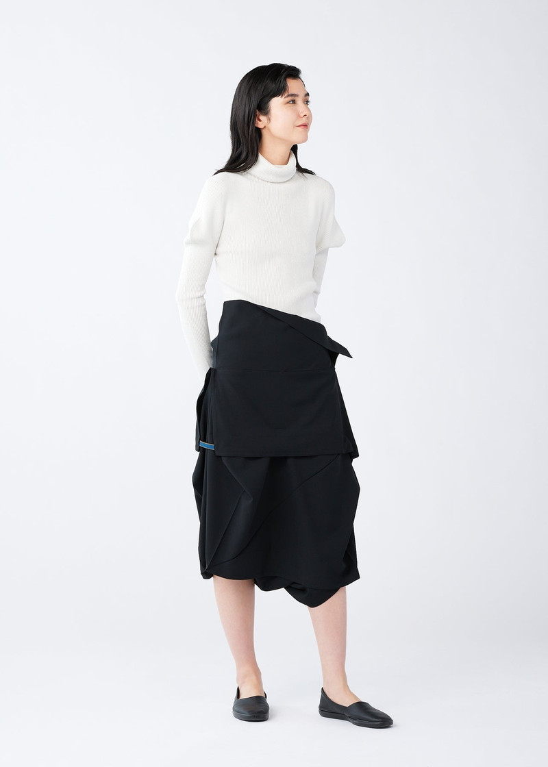 132 5. ISSEY MIYAKE STRATA SOLID PANTS outlook