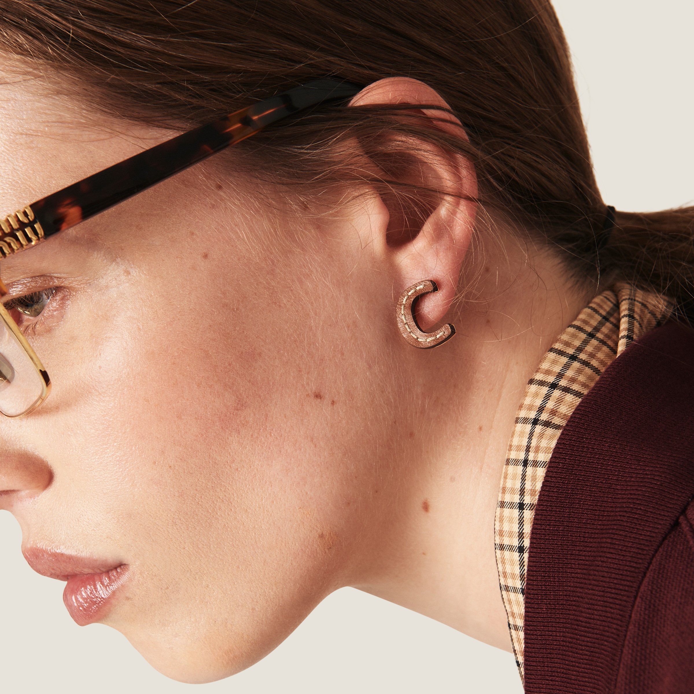 Leather and metal earrings - 2