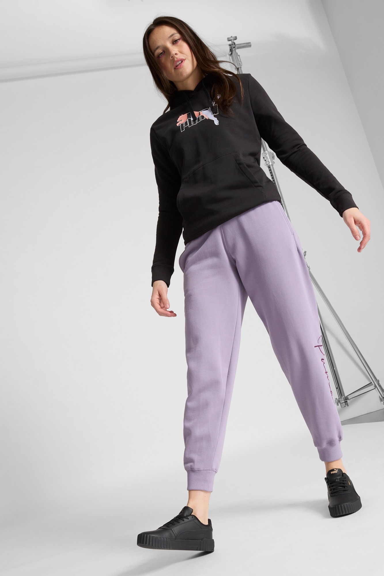 Essentials Logo Lab Women's Hoodie - 5