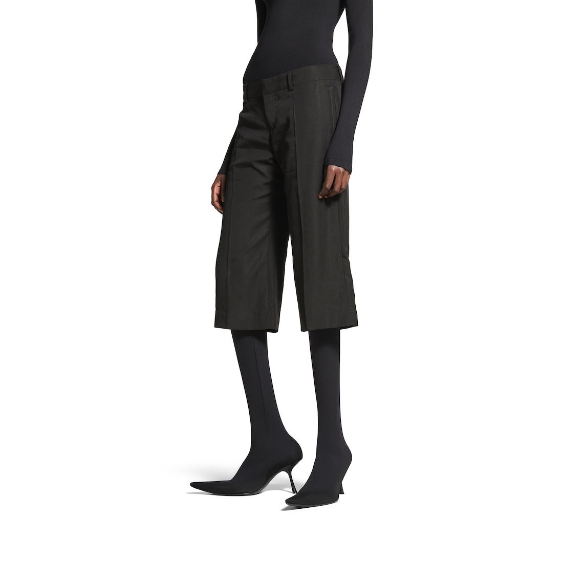 Women's Low Waist Capri Pants in Black - 5