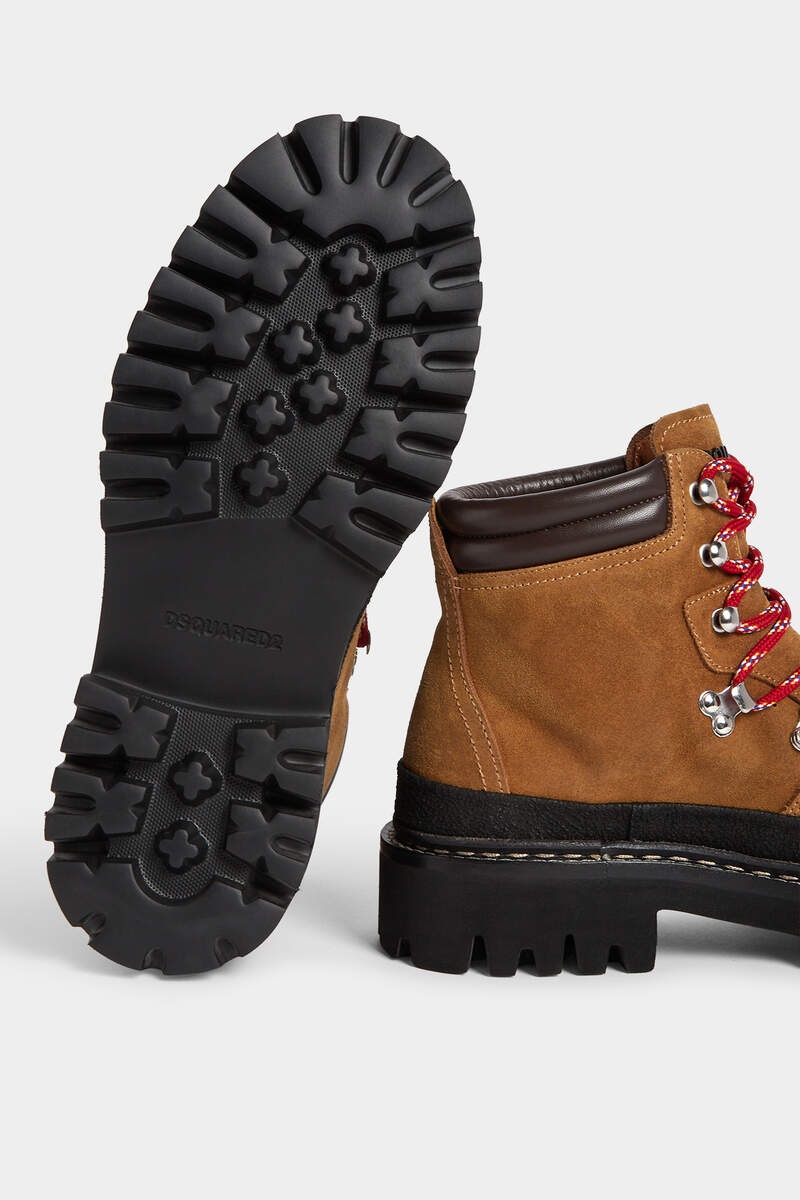 CANADIAN HIKING BOOTS - 5