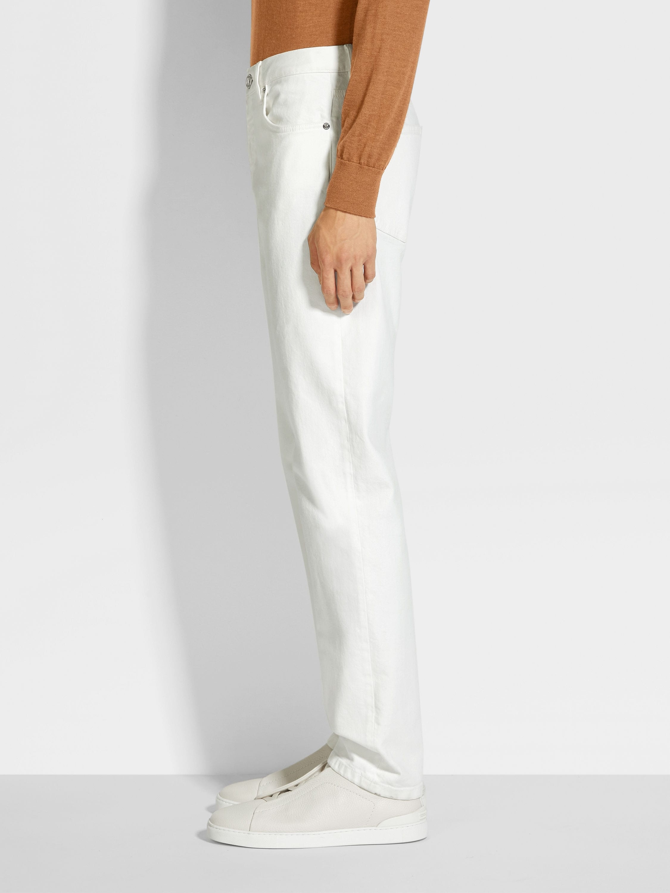 WHITE RINSE-WASHED STRETCH COTTON ROCCIA JEANS - 4