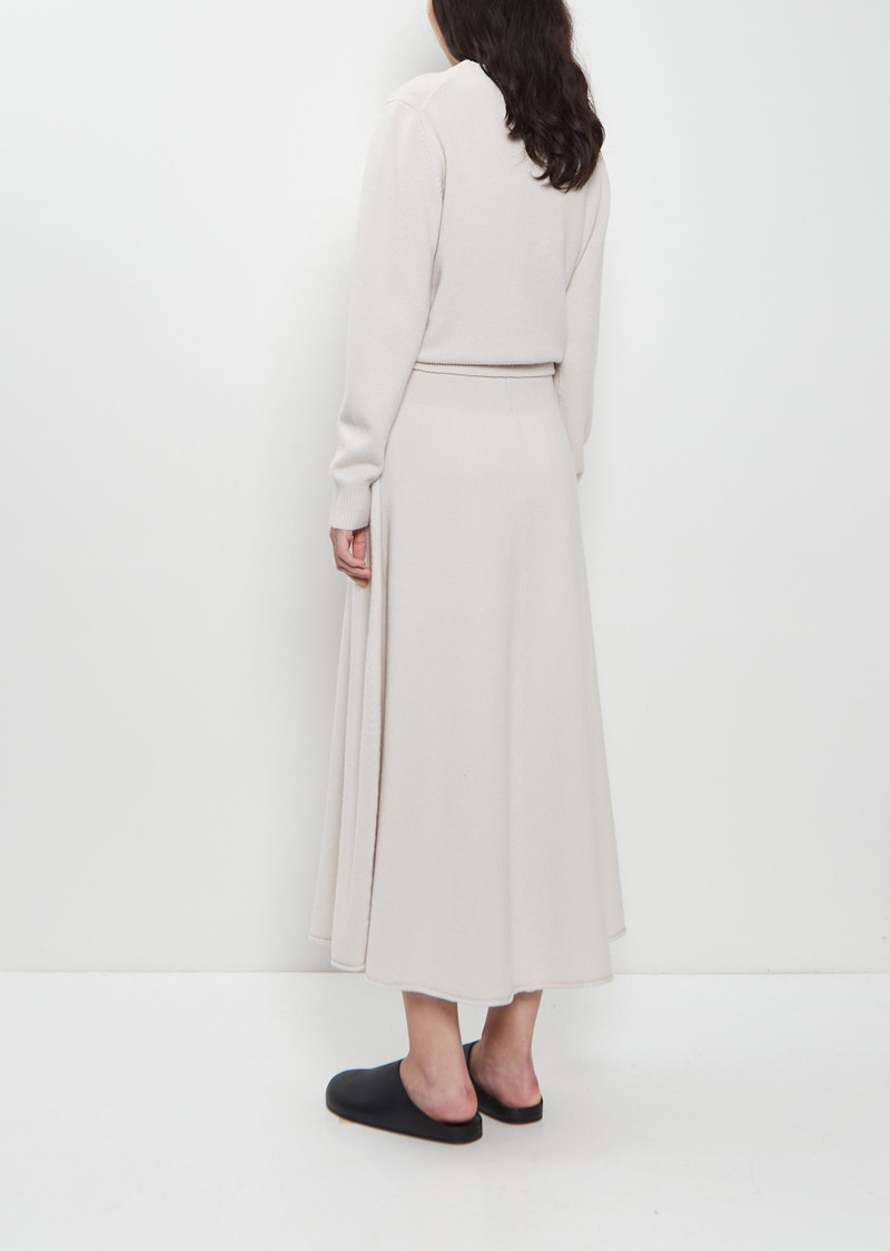 extreme cashmere n°388 Ease Stretch Cashmere Skirt — Chalk outlook
