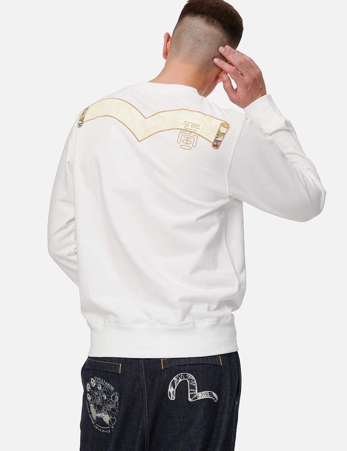 KAMON FOIL-PRINT AND SCROLL DAICOCK APPLIQUÉ SWEATSHIRT - 4