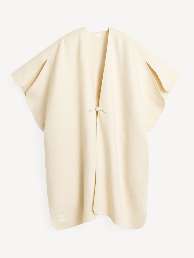 Robertas wool cape 1