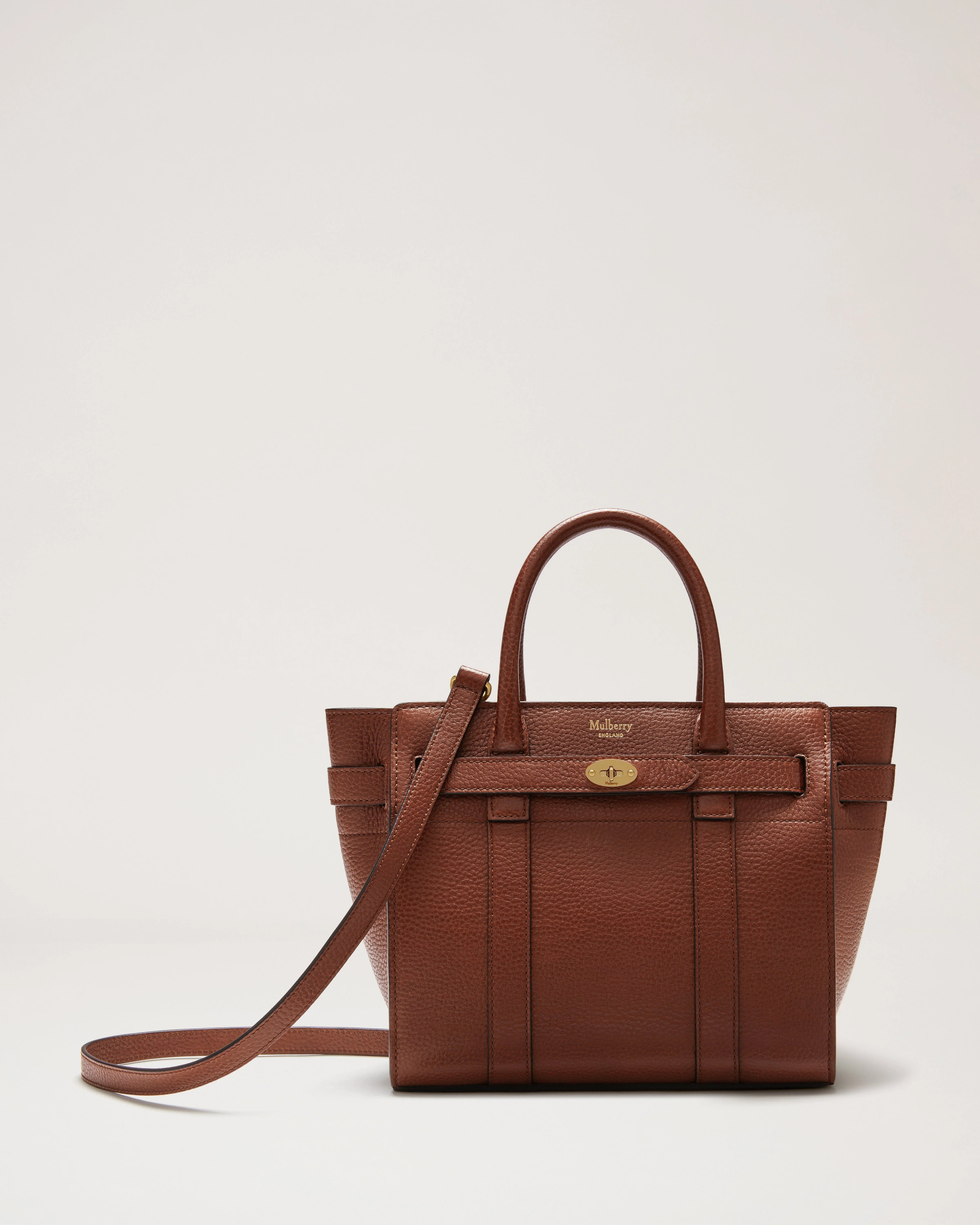 Mini Zipped Bayswater
Oak Small Classic Grain - 1