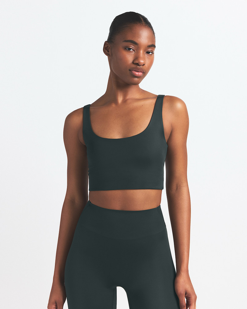 NikeSKIMS Shine Women's Scoop-Neck Bra Top 1