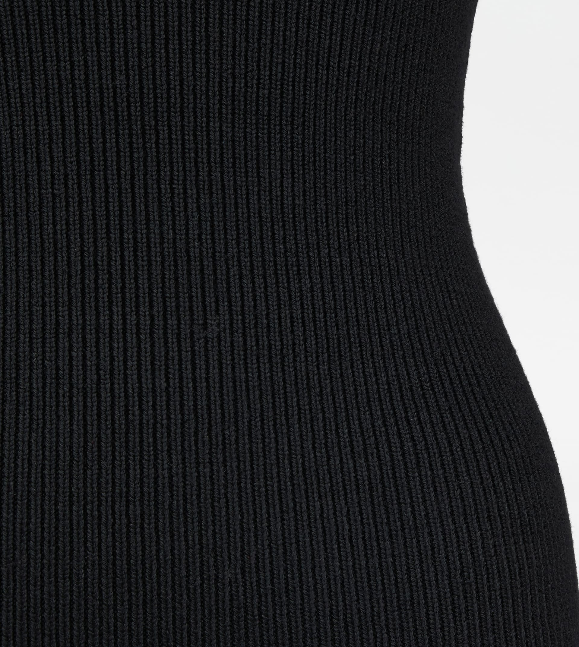 TOP IN WOOL - BLACK - 8