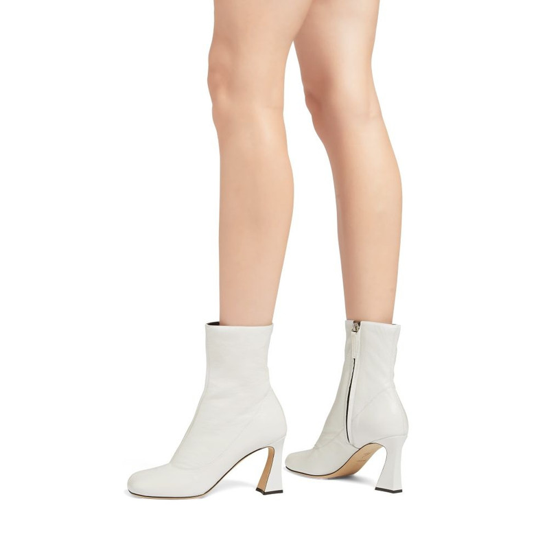 Giuseppe Zanotti Alethaa outlook