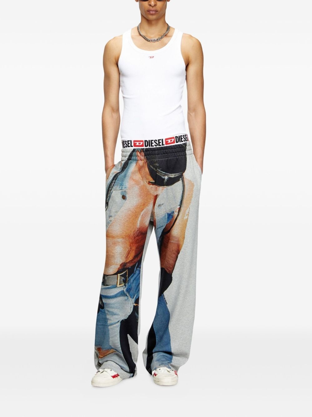 x Tom of Finland Foundation graphic-print trousers - 2